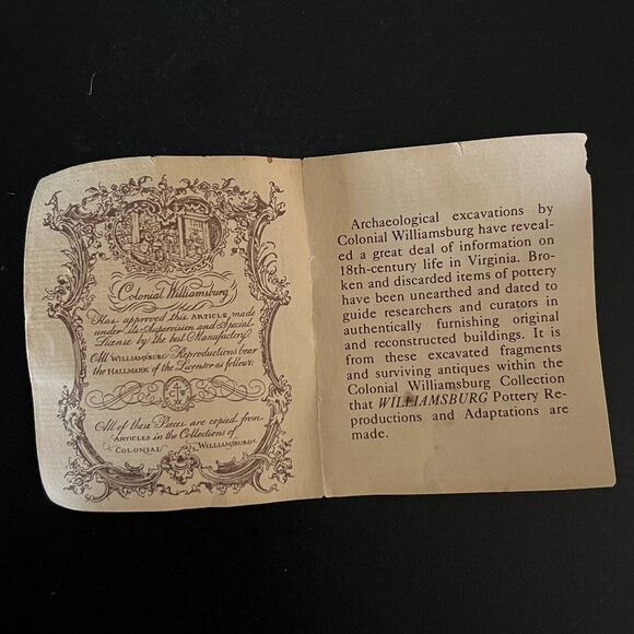 Williamsburg Pottery Salt Glaze Pottery Ruffled Rim Vase w/ Cobalt Blue Flower - Picture 12 of 13